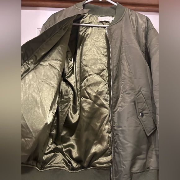Bomber jacket - Picture 4 of 6